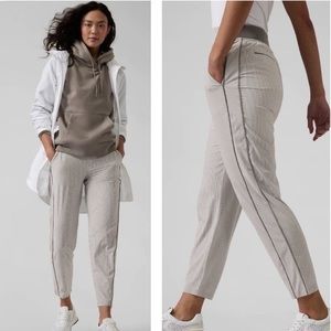 Athleta Brooklyn textures ankle pants size 10